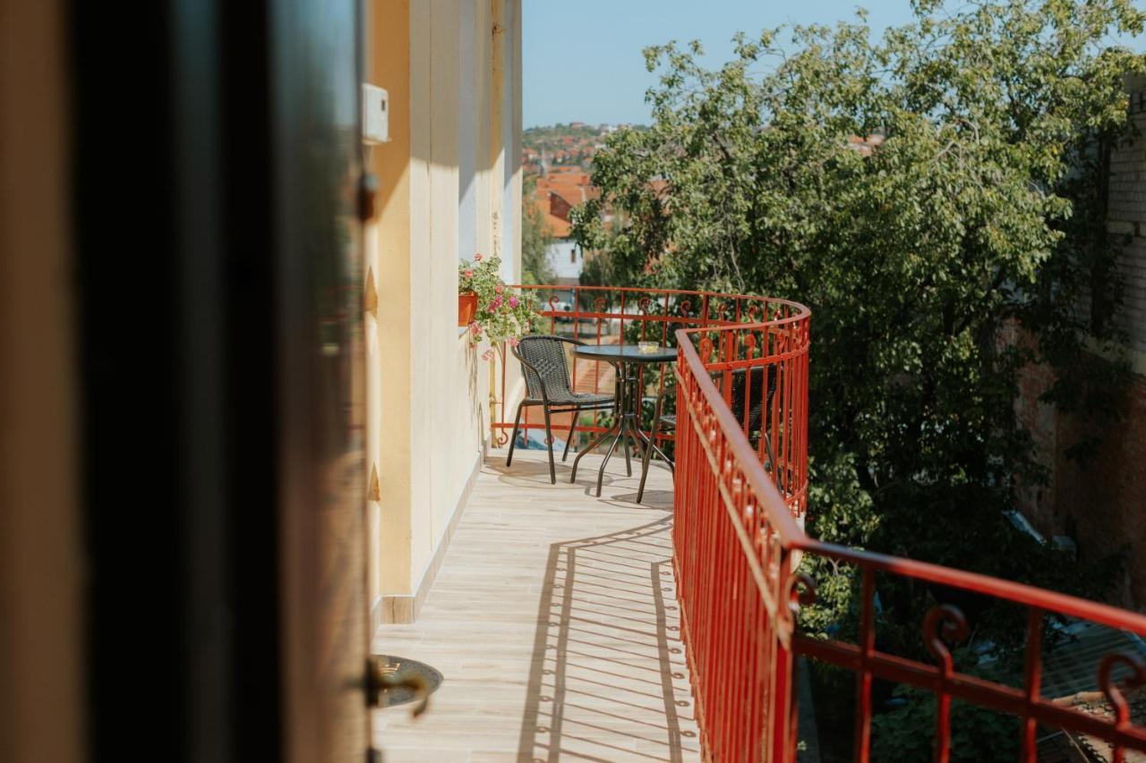 Bluesky Ultra-Central Premium Apartment Oradea Ngoại thất bức ảnh